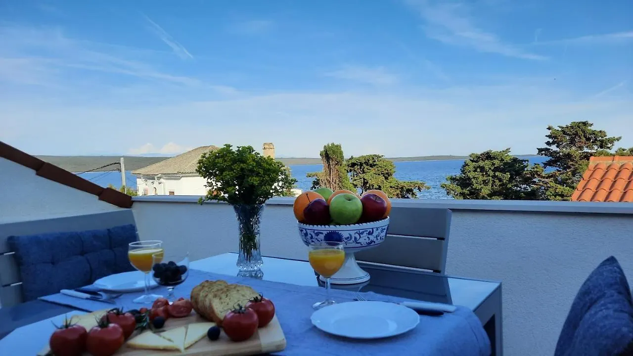 Casa Del Mar Apartment Nerezine Croatia